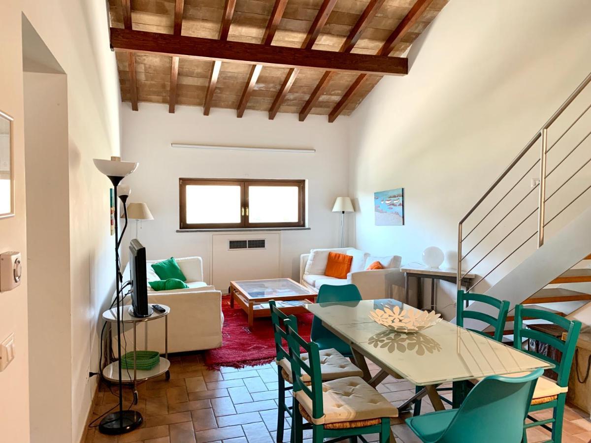 Agriturismo Potrero Grande Sul Lago Di Martignano Con Spiaggia Campagnano Di Roma Kültér fotó