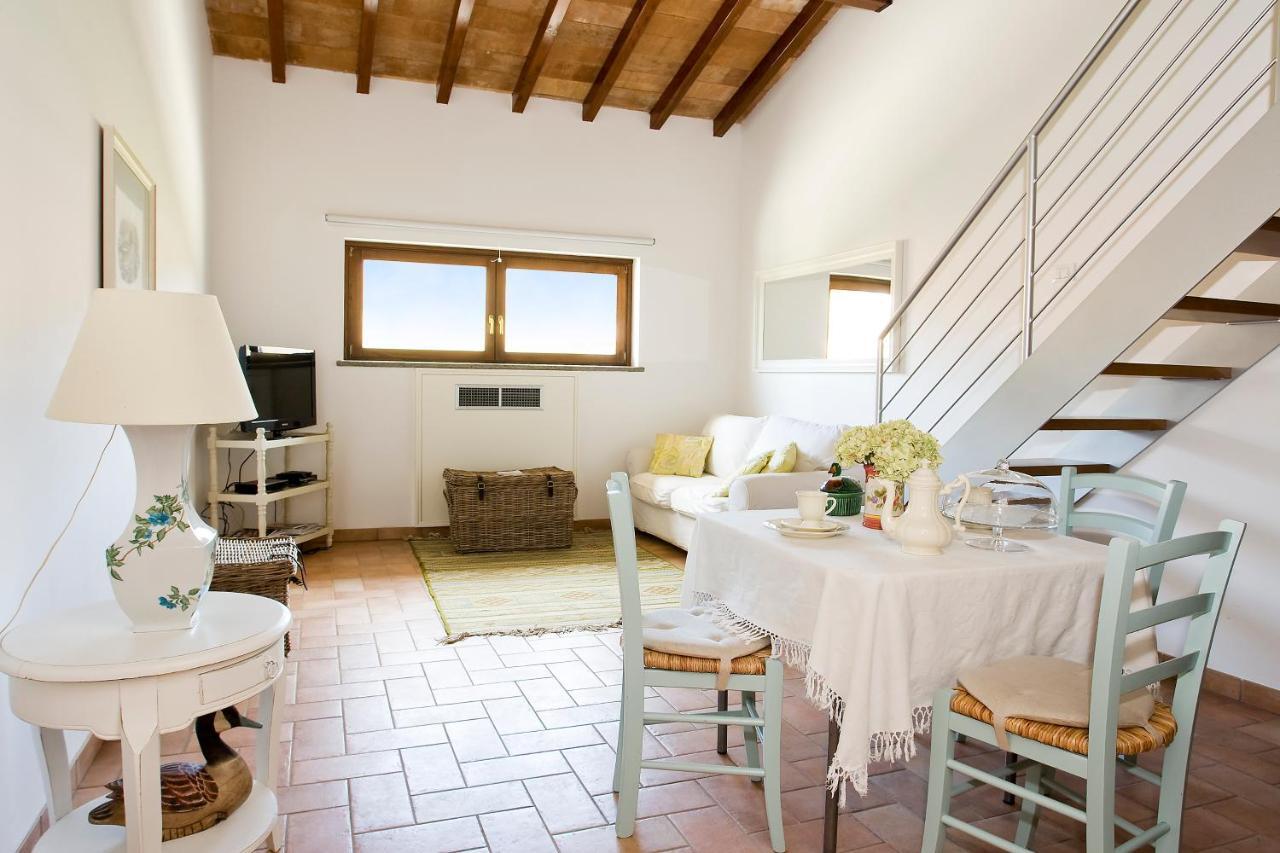 Agriturismo Potrero Grande Sul Lago Di Martignano Con Spiaggia Campagnano Di Roma Kültér fotó